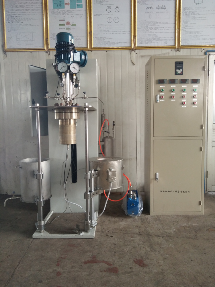 DFCF系列-釜體電動升降翻轉、加熱爐和水槽電動升降并可側移1