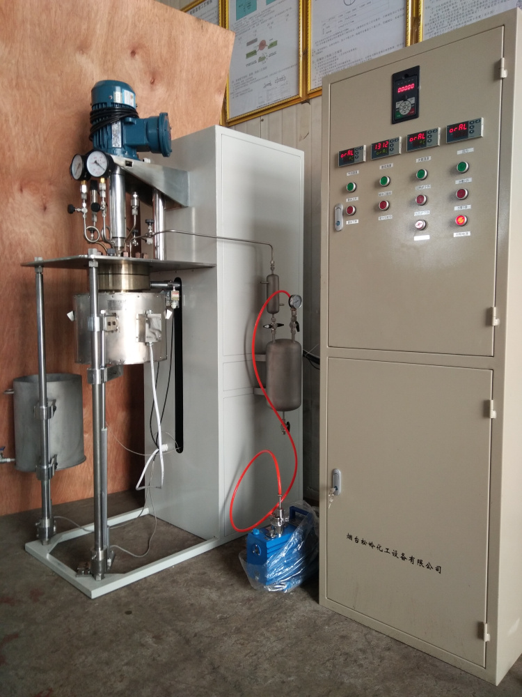 DFCF系列-釜體電動升降翻轉、加熱爐和水槽電動升降并可側移4