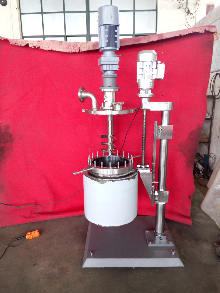 DFCF系列-釜體升降，并可水平旋轉到一邊3